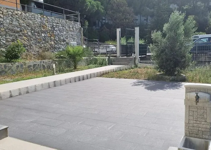 Con Giardino فيلة *