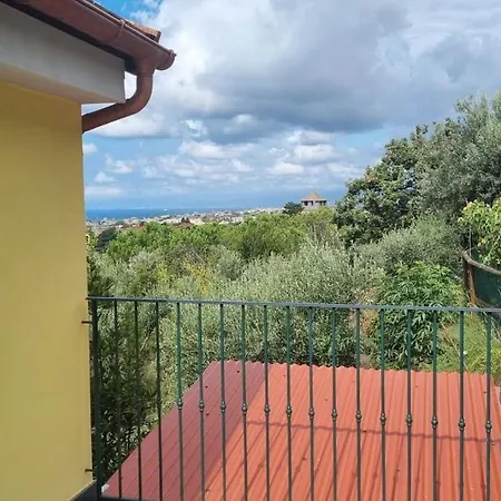 Con Giardino Villa