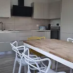 Con Giardino Вилла